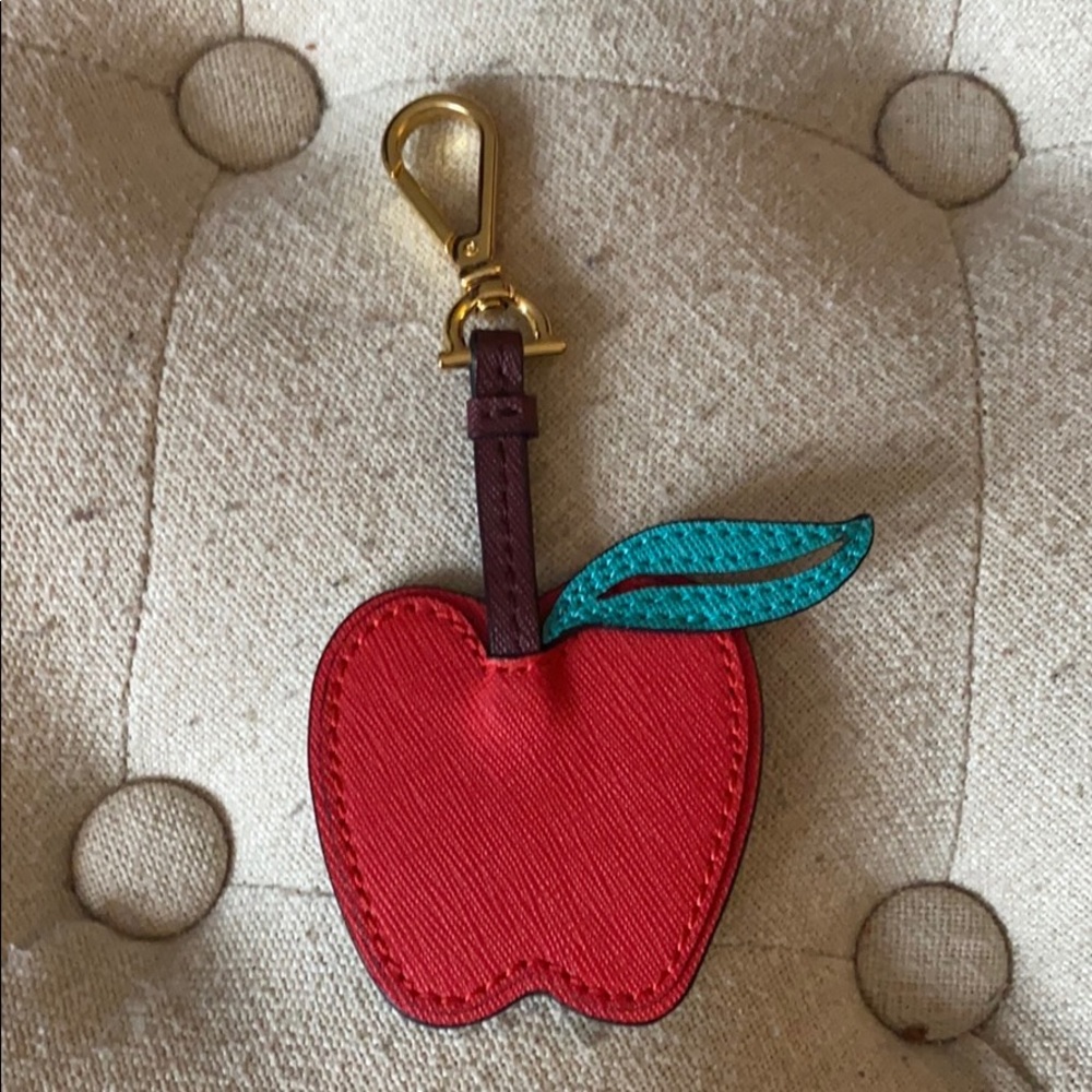 Draper James apple key fob Red blue white stripe